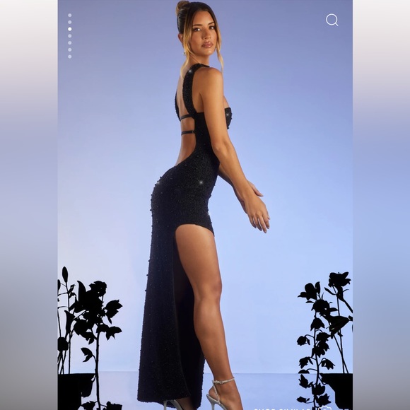 Bandeau Maxi Dress In Black - Picture 5 of 6